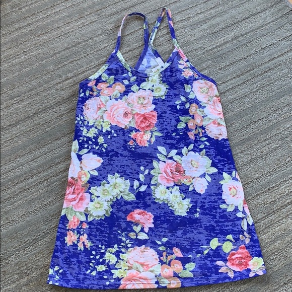 Floral tank top - Picture 1 of 3
